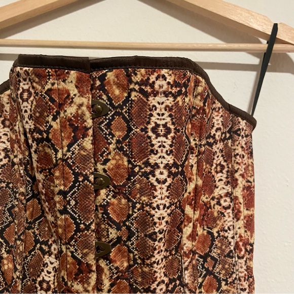 Subculture Brown Snakeskin Print Corset Top, Size 22 (26-27 inch waist) - Picture 3 of 5
